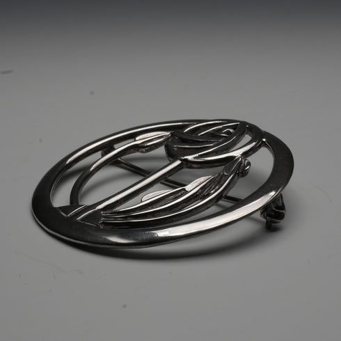 ヴィンテージ 純銀製 マッキントッシュ・ローズ アール・ヌーヴォー様式 丸型ブローチ ケース付き