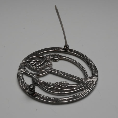 ヴィンテージ 純銀製 マッキントッシュ・ローズ アール・ヌーヴォー様式 丸型ブローチ ケース付き