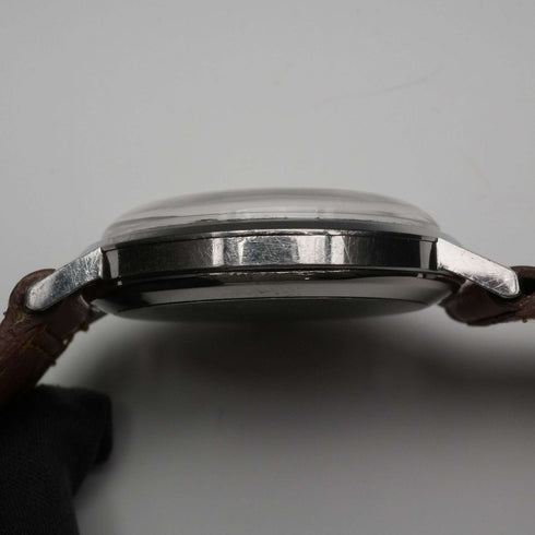 約1962年 OMEGA 男士機械錶 Ref121.002-62 Cal.269 黑色錶盤 運行狀態良好