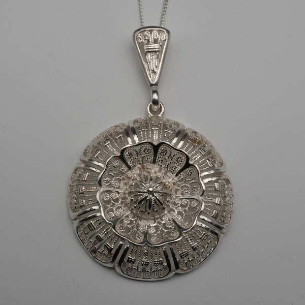 British Vintage Floral Filigree Sterling Silver Pendant with Sterling Silver Chain