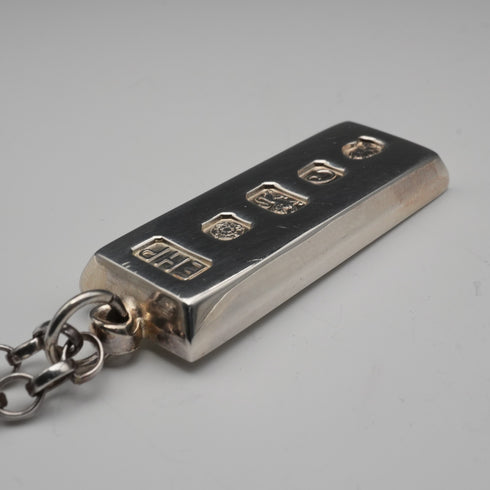 1977年 英国ヴィンテージ 純銀製 ジュビリーインゴットペンダント 純銀チェーン付 計42.3g ケース付