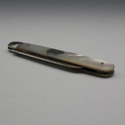1905 British Antique Mother-of-Pearl Handle Sterling Silver Blade Penknife by Villiers & Jackson