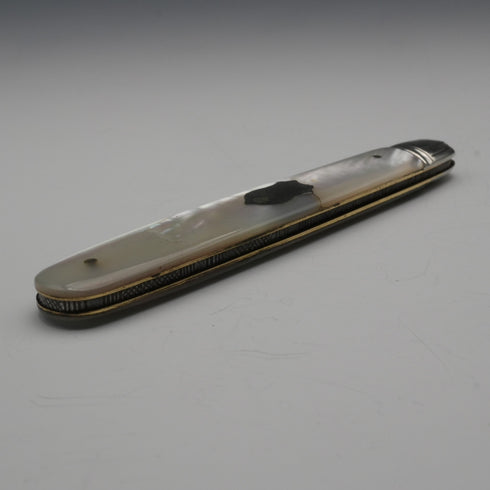 1905 British Antique Mother-of-Pearl Handle Sterling Silver Blade Penknife by Villiers & Jackson