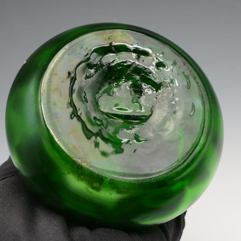 英国ヴィンテージ ヴィクトリアンスタイル エナメル装飾グリーンガラス 花瓶