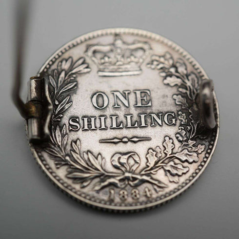 1884 Antique British Queen Victoria Silver Shilling Brooch 6.2g