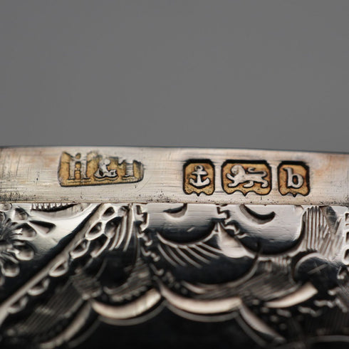 1901 British Antique Sterling Silver Curved Vesta Case for Left-Handed Users 38g Hilliard & Thomason