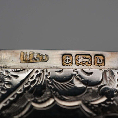 1901 British Antique Sterling Silver Curved Vesta Case for Left-Handed Users 38g Hilliard & Thomason