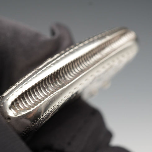 1901 British Antique Sterling Silver Curved Vesta Case for Left-Handed Users 38g Hilliard & Thomason