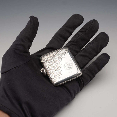 1897 British Antique Sterling Silver Vesta Case 30g William Harrison Walter