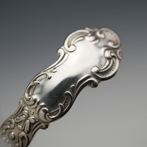 1906年 英国アンティーク 純銀製 シュガーシフター 20g Robert Pringle & Sons