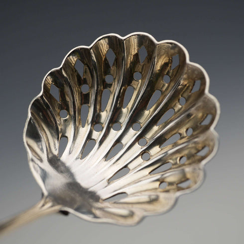 1906 British Antique Sterling Silver Sugar Sifter 20g Robert Pringle & Sons