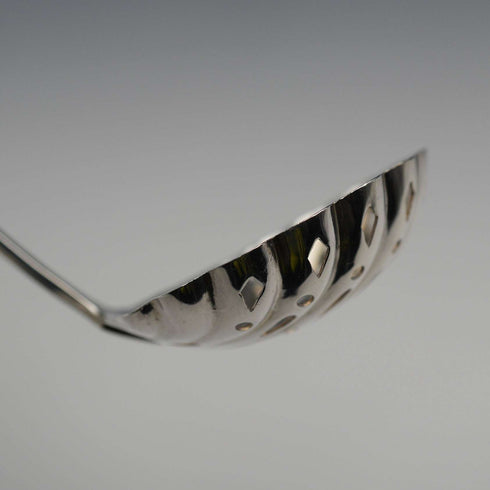 1906 British Antique Sterling Silver Sugar Sifter 20g Robert Pringle & Sons