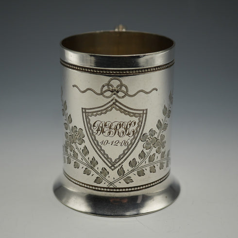 1906年頃 英国アンティーク シルバープレート製 クリスニングマグカップ Daniel&Arter