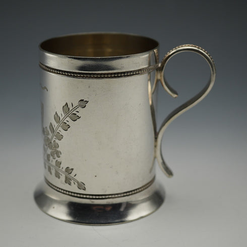 1906年頃 英国アンティーク シルバープレート製 クリスニングマグカップ Daniel&Arter