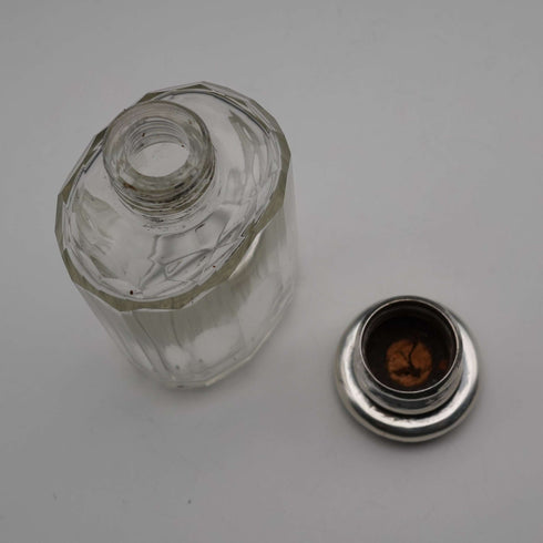 1901 English Antique Sterling Silver Lid Cut Glass Bottle