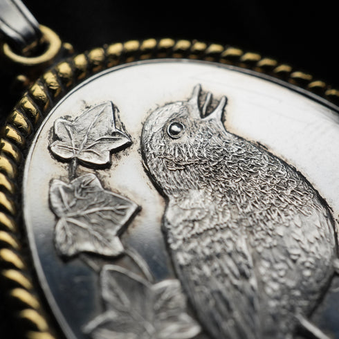 1977 Vintage British Sterling Silver Robin Relief Oval Pendant, 14g total, with Sterling Silver Chain