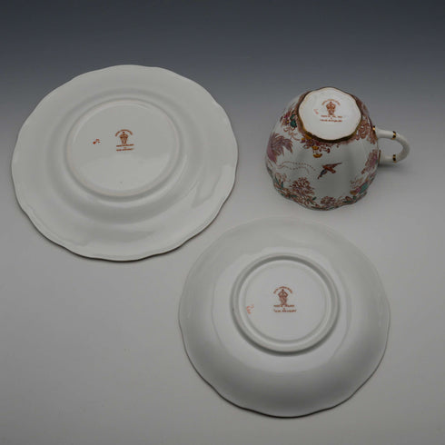 c. 1947 Vintage Royal Crown Derby "Old Aylesbury" Teacup Trio ②