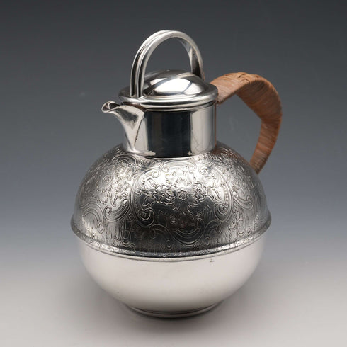 British vintage silver-plated 1.5-pint Jersey jug