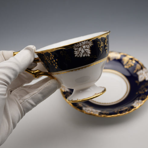英國復古 Royal Crown Derby「葡萄藍」茶杯與茶碟①