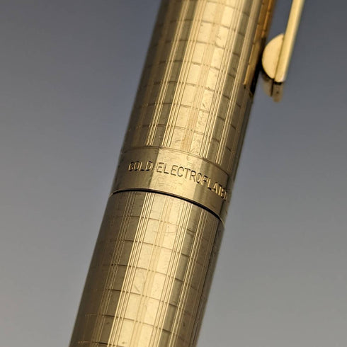 American Vintage Sheaffer Targa Fountain Pen Gold Plated