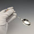 Cuchara de recuerdo de plata de ley con decoración de esmalte, vintage británica de 1938