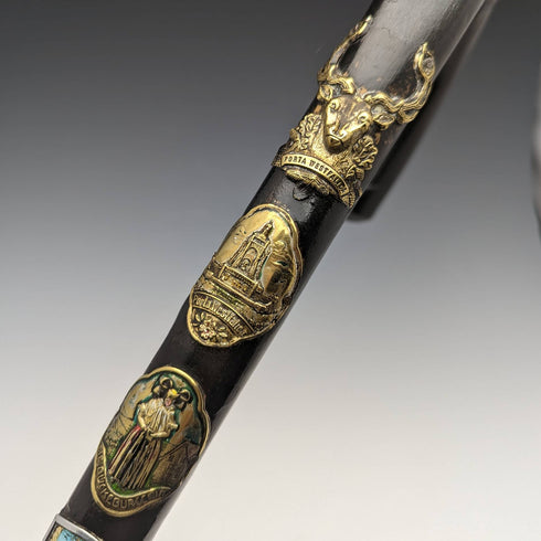 ヴィンテージ 紳士用大型ステッキ 杖 ヨーロッパ周遊バッジ 曲がりハンドル 94cm