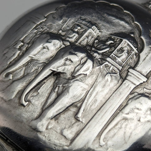 Around 1909 Antique Longines pocket watch Relief engraving Hunter case on silver side Works well