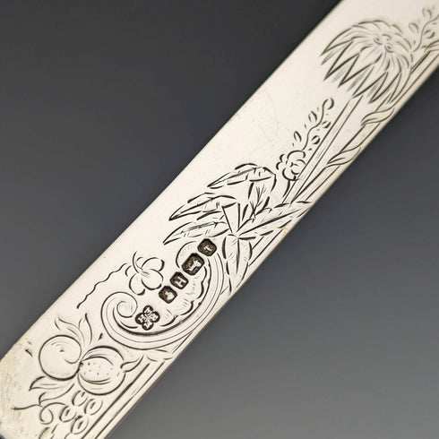 Around 1880 British Antique White Pearl Shell Handle Pure Silver Blade Cutlery 5 Pairs Martin Hall