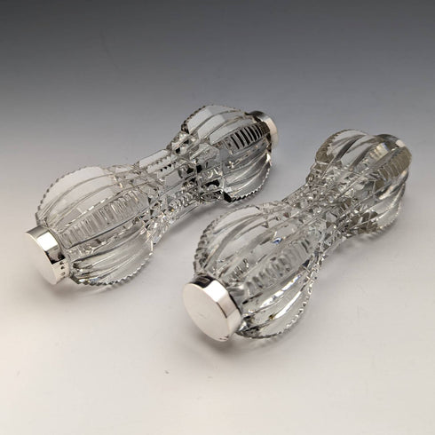 1903年 英国アンティーク カットガラス製 ナイフレストペア 純銀装飾 J Gilbert