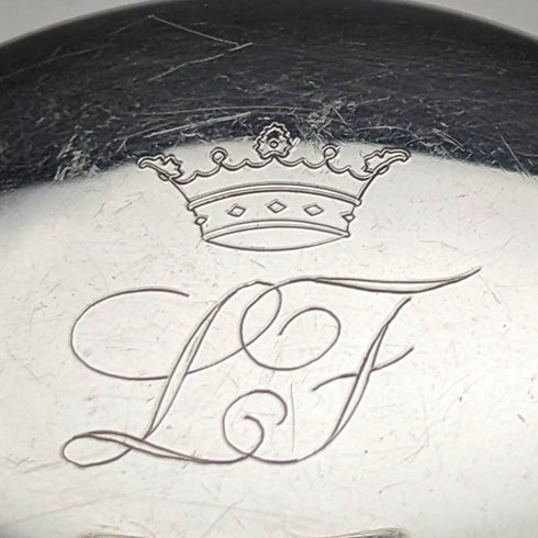 イタリアン ヴィンテージ コンチネンタルシルバー製 ピルケース