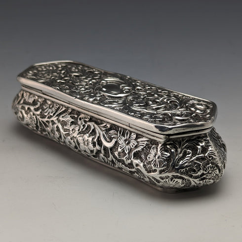 1904 British antique sterling silver trinket box 82g