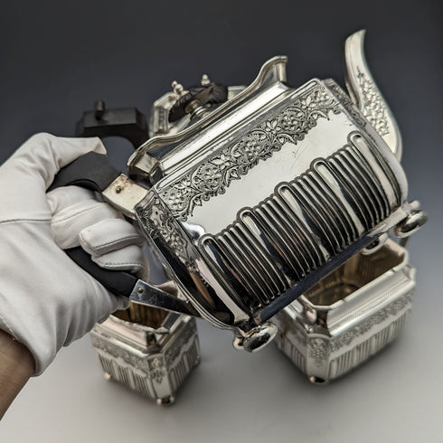 1900年頃 英国アンティーク ブリタニアメタル製 ティーセット 4点 Walker and Hall