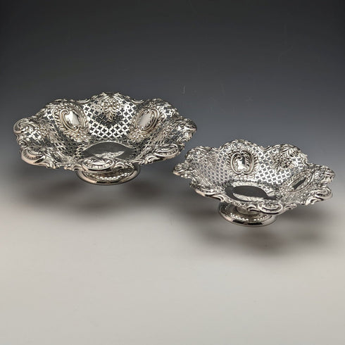 1897 年英國古董純銀耳環裝飾碗帶腿大小一對共 340 克 MAPPIN BROS