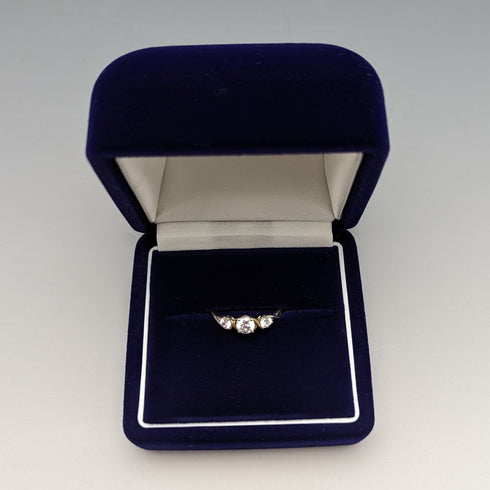 英國復古珠寶立方氧化鋯純銀和 9 克拉金戒指