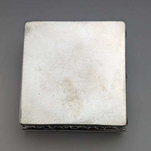 20世紀初頭 ドイツアンティーク 800シルバー 浮き彫り装飾 スクエアボックス 94g