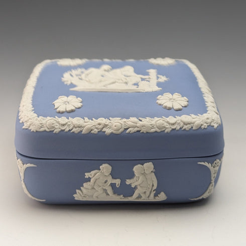 英國復古 Wedgwood Jasperware 方形錶殼 小號錶殼 淡藍色
