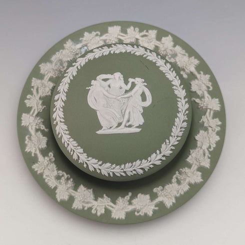 British Vintage Wedgwood Jasperware Round Box and Saucer Green
