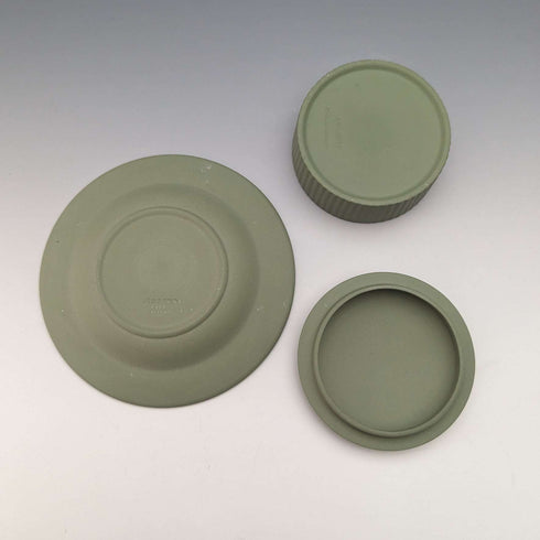 British Vintage Wedgwood Jasperware Round Box and Saucer Green