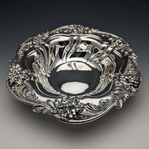 1898 年左右美國古董純銀碗直徑 30 厘米 517 克 Meriden Britannia