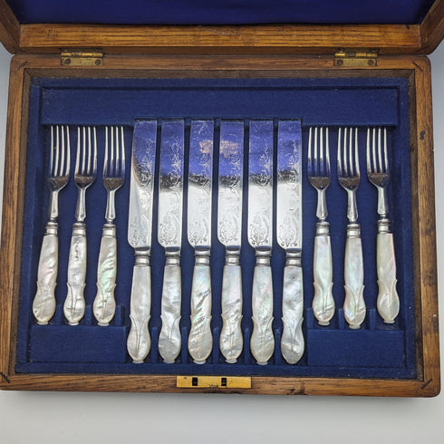 1899年頃 英国アンティーク 白蝶貝ハンドル カトラリー 6ペアセット 箱入り Mappin & Webb