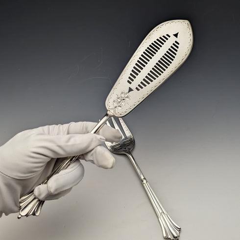 Late 19th century British antique silver plate server set GOLDSMITHS & SILVERSMITHS