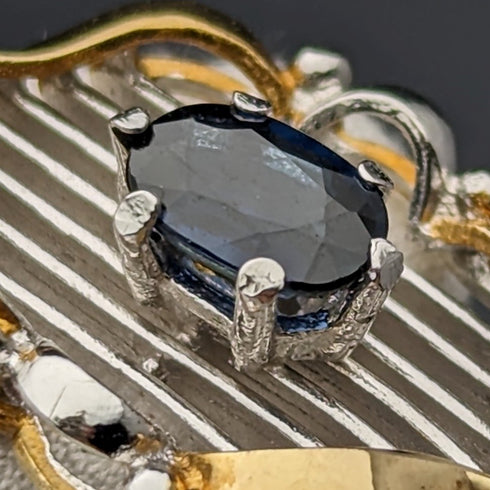 1965 British Vintage Jewelry K9 Gold & Sapphire Pendant Necklace