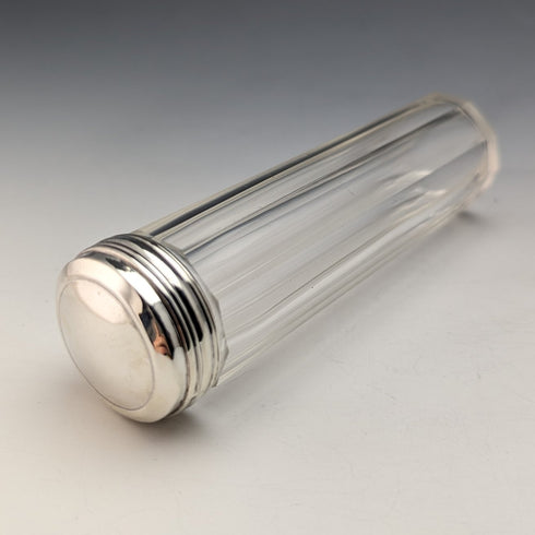 1924年頃 英国ヴィンテージ 純銀蓋 ガラスボトル4個セット