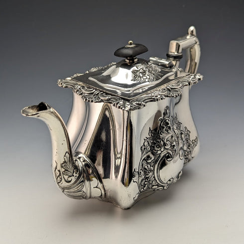 1895 English Antique Silver Plated Teapot Lee & Henry Wigfull