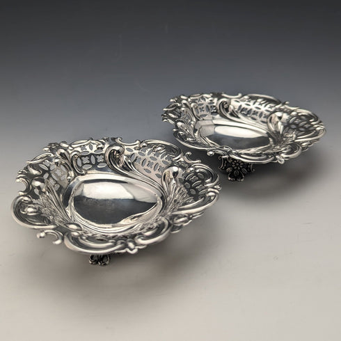 1895 年英國古董純銀一對乾糖果盤 128 克 William Hutton