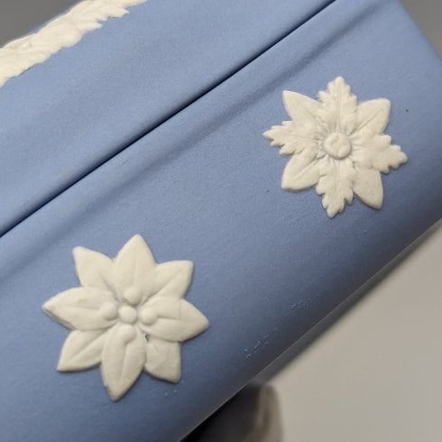 英國復古韋奇伍德碧玉心型盒架淡藍色