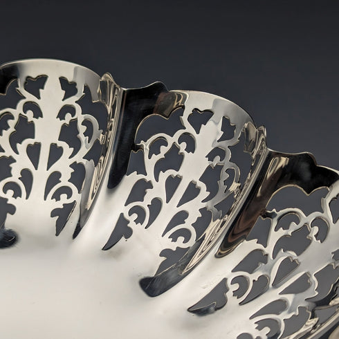 1933 British Vintage Sterling Silver Compote/Tazza 428g Diameter 24cm Viners