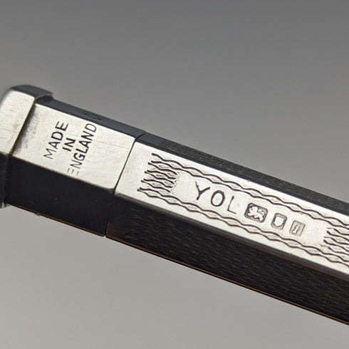 1964年 英国ヴィンテージ ヤード・オ・レッド ヘキサゴン 純銀 推進式ミニペンシル