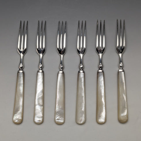 1950's British Vintage White Pearl Handle Cutlery 6 Pair Set with Case Mappin & Webb