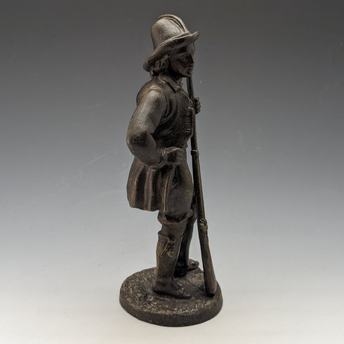 ヴィンテージ ブロンズ製 銃を持つ男性 フィギュリン